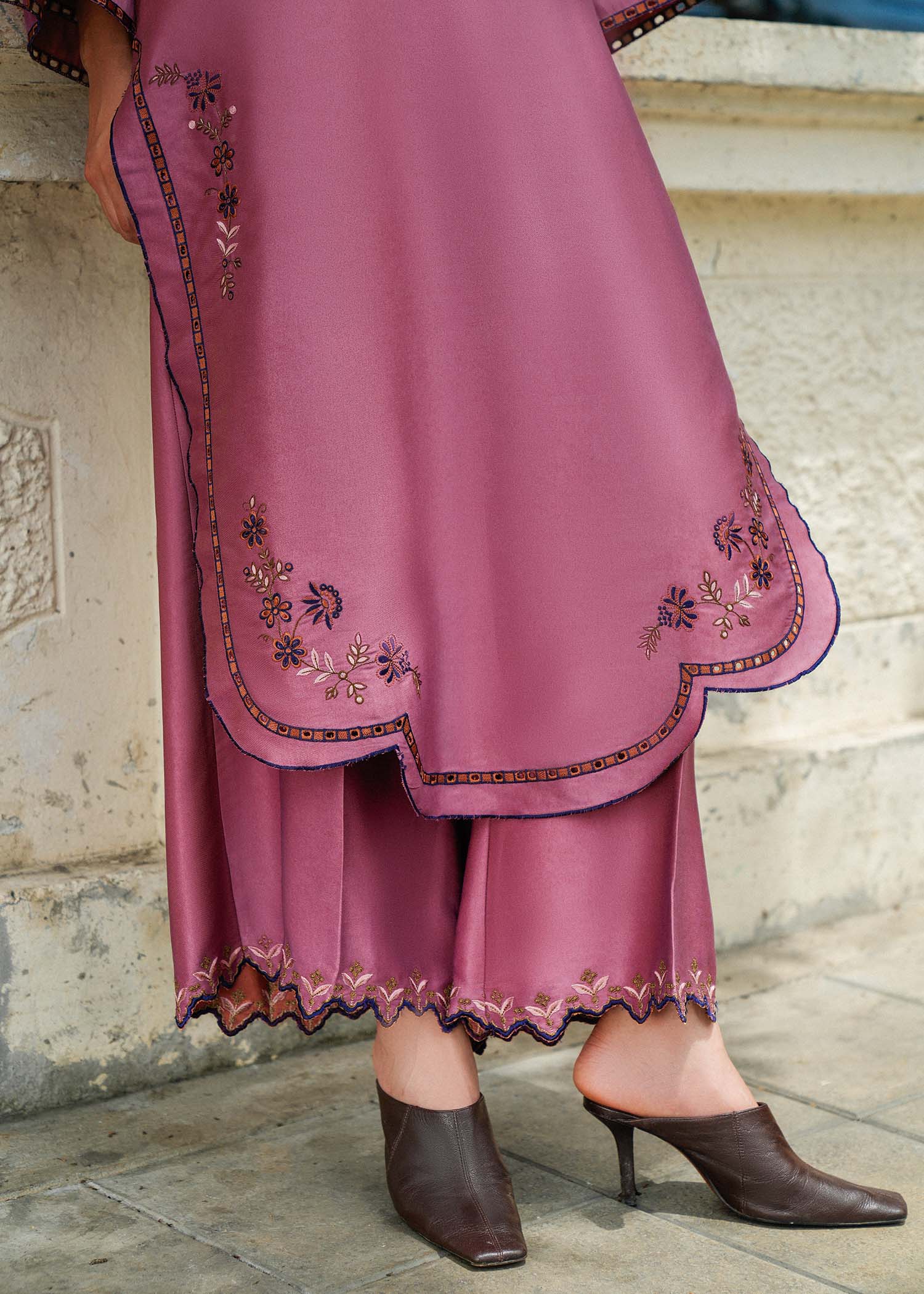 Afsally 2 piece - Image 6