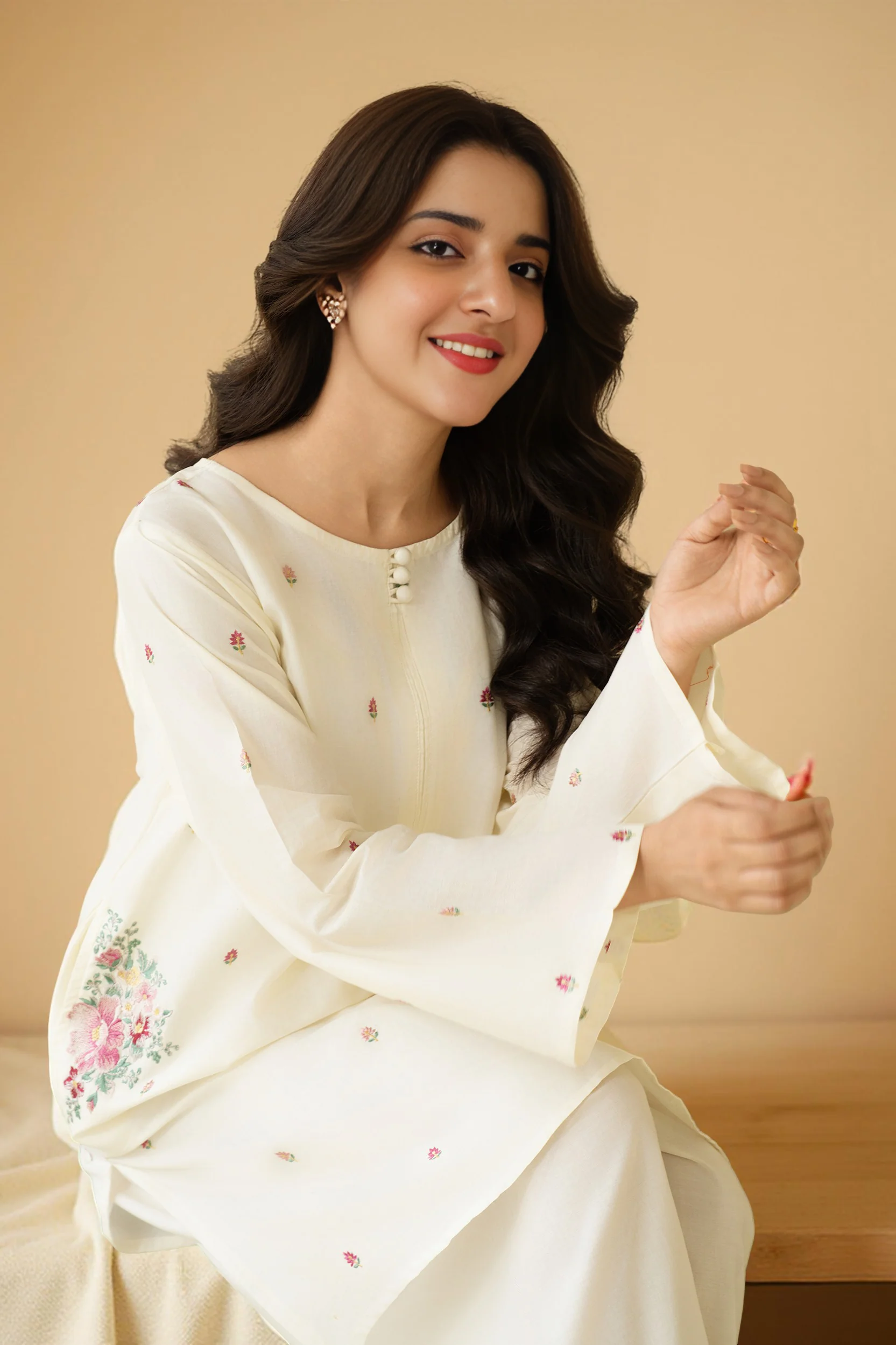 White Cherry 2 Piece - Image 4