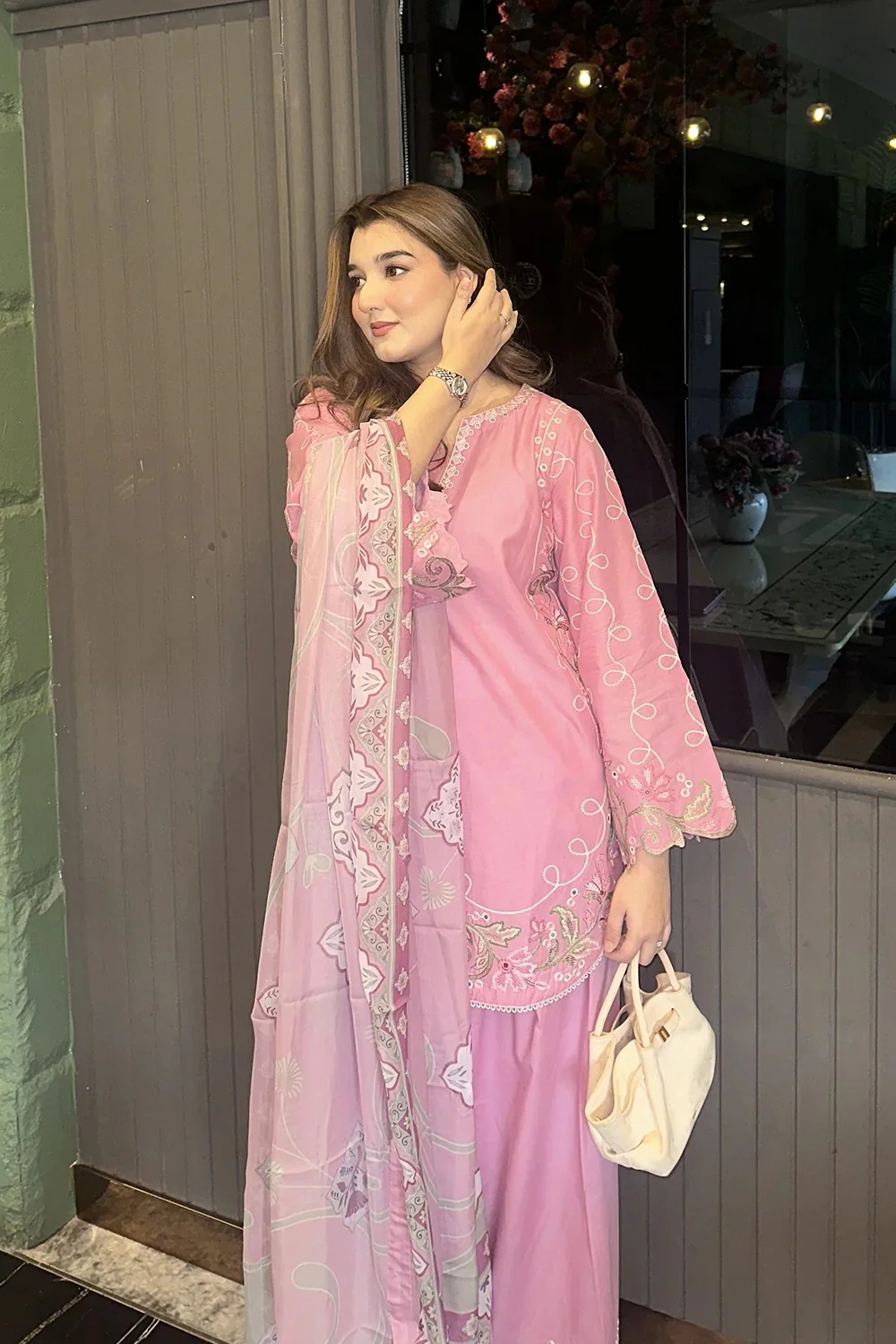 Blush 3 Piece - Image 3