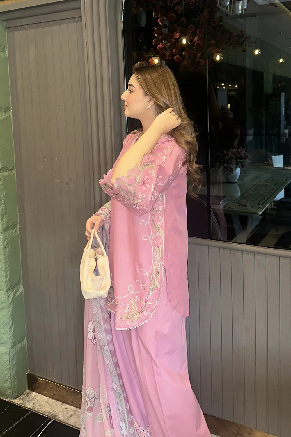 Blush 3 Piece - Image 5