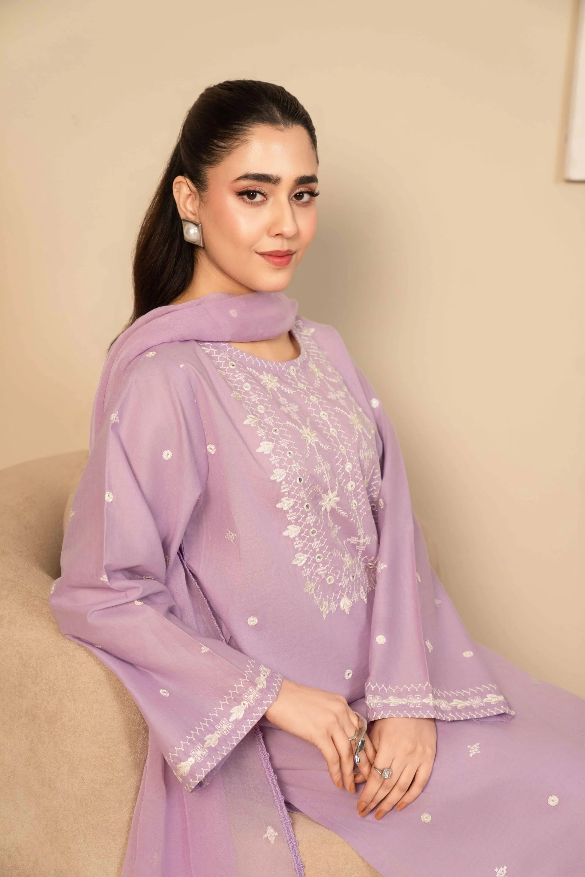Lavanya 3 Piece - Image 7