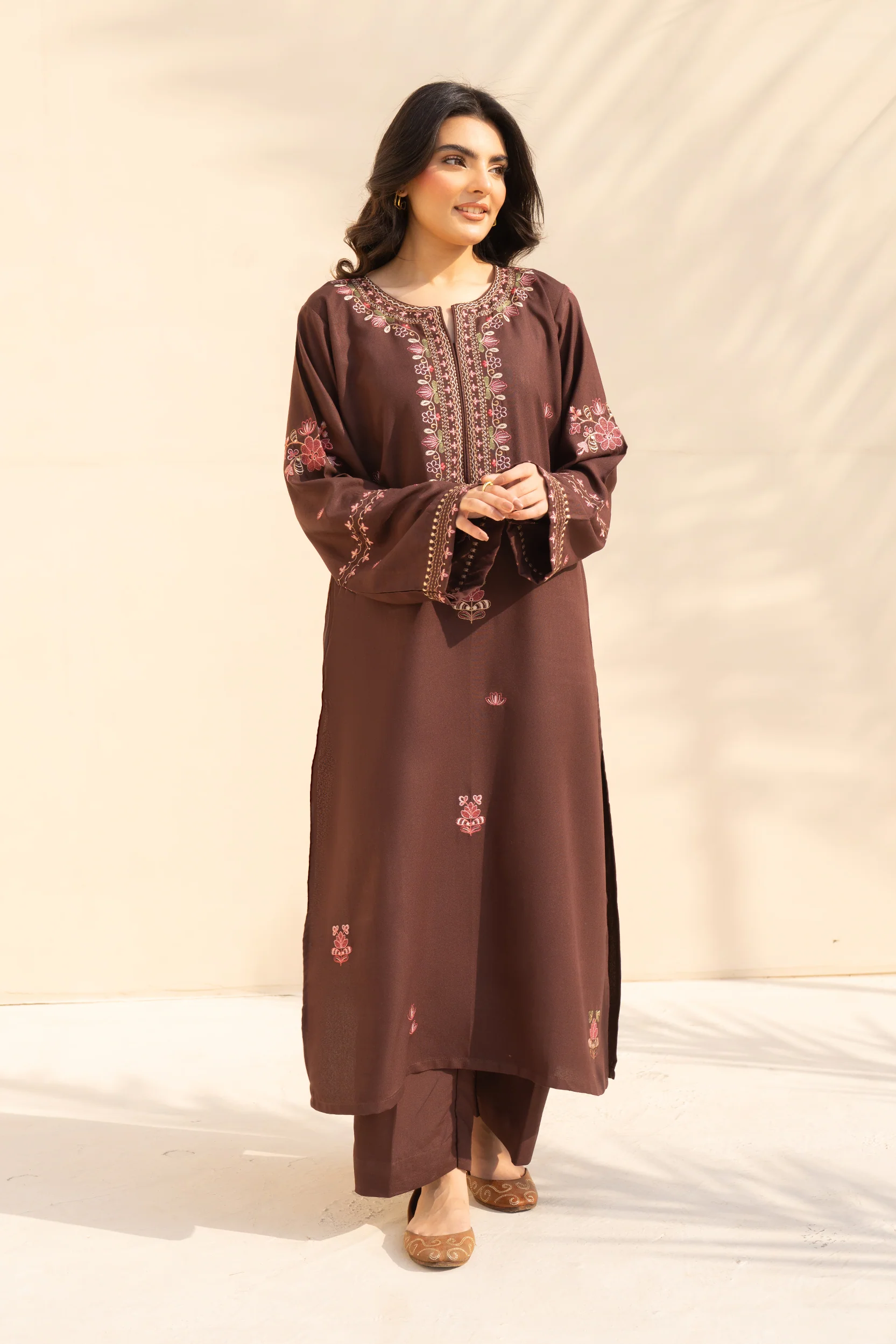 Lavi 3 Piece - Image 3