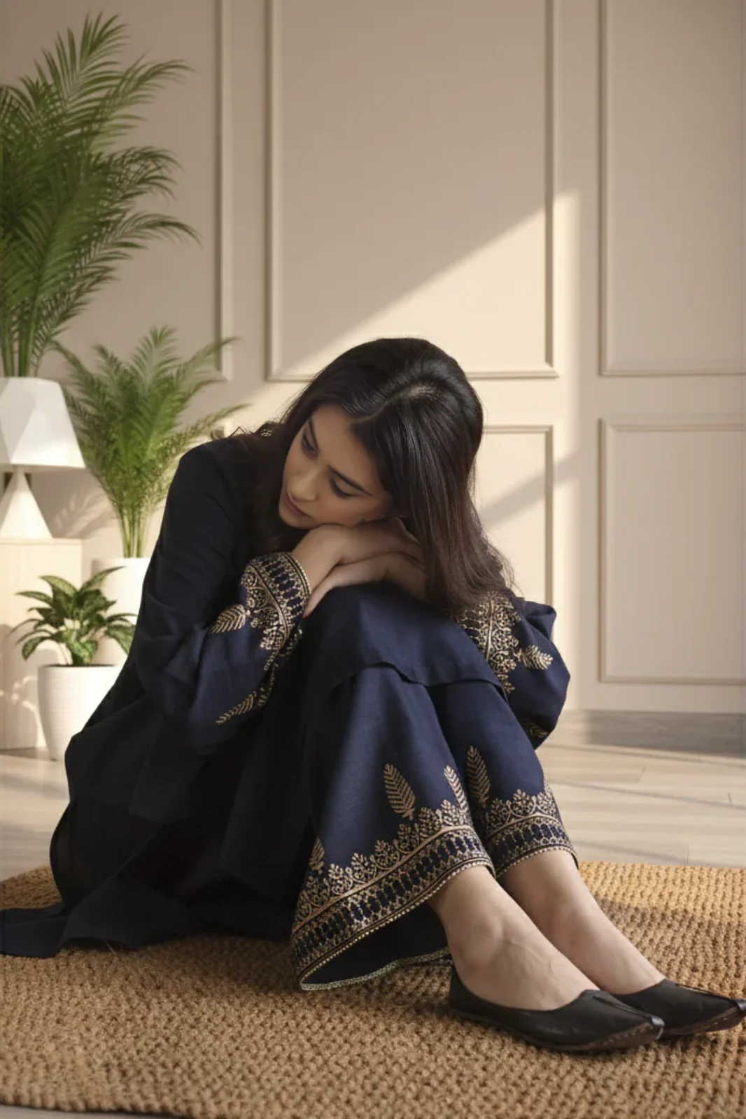 Mehrani 2 Piece - Image 4
