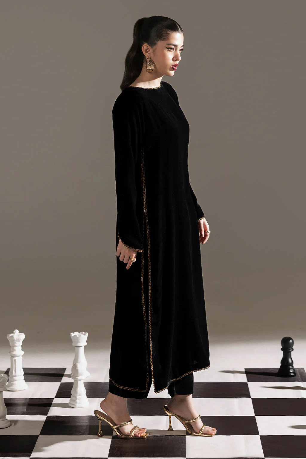 Black Velvet 2 Piece (Extra 26% OFF) - Image 4