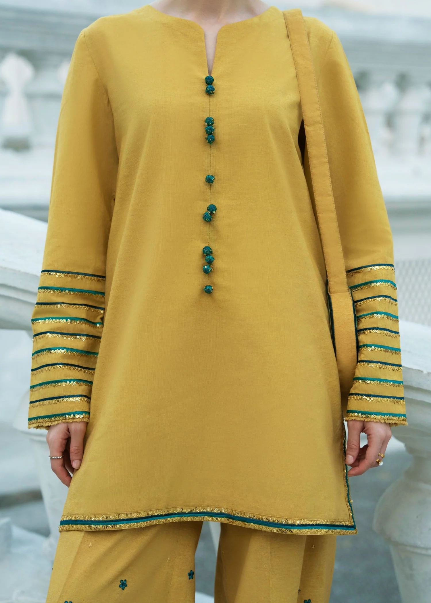 Aroosa 2 Piece - Image 5