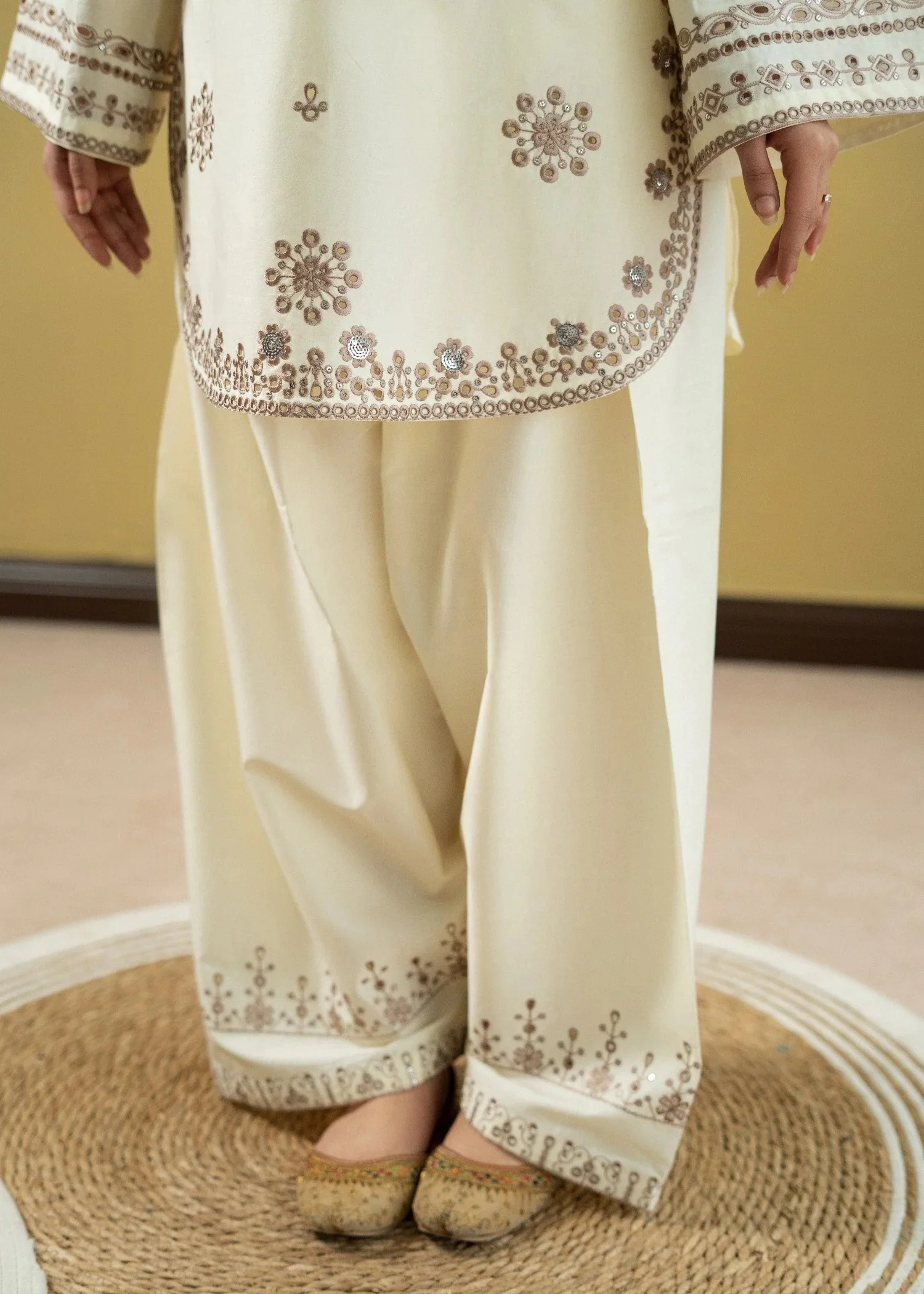 NOORAY 2 PIECE - Image 6