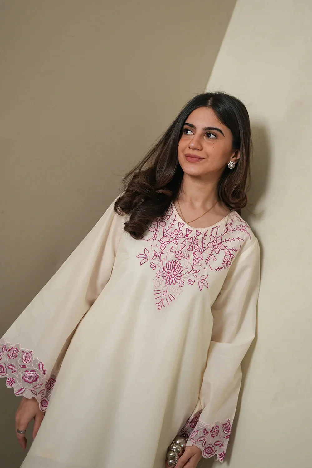 Phool 2 Piece - Image 4