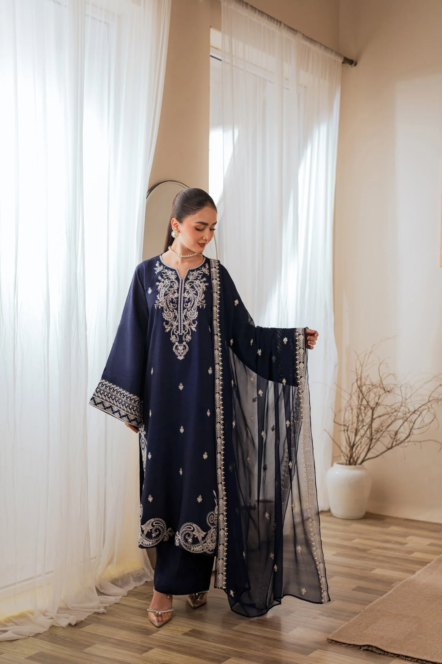 Rabeel 3 Piece - Image 3