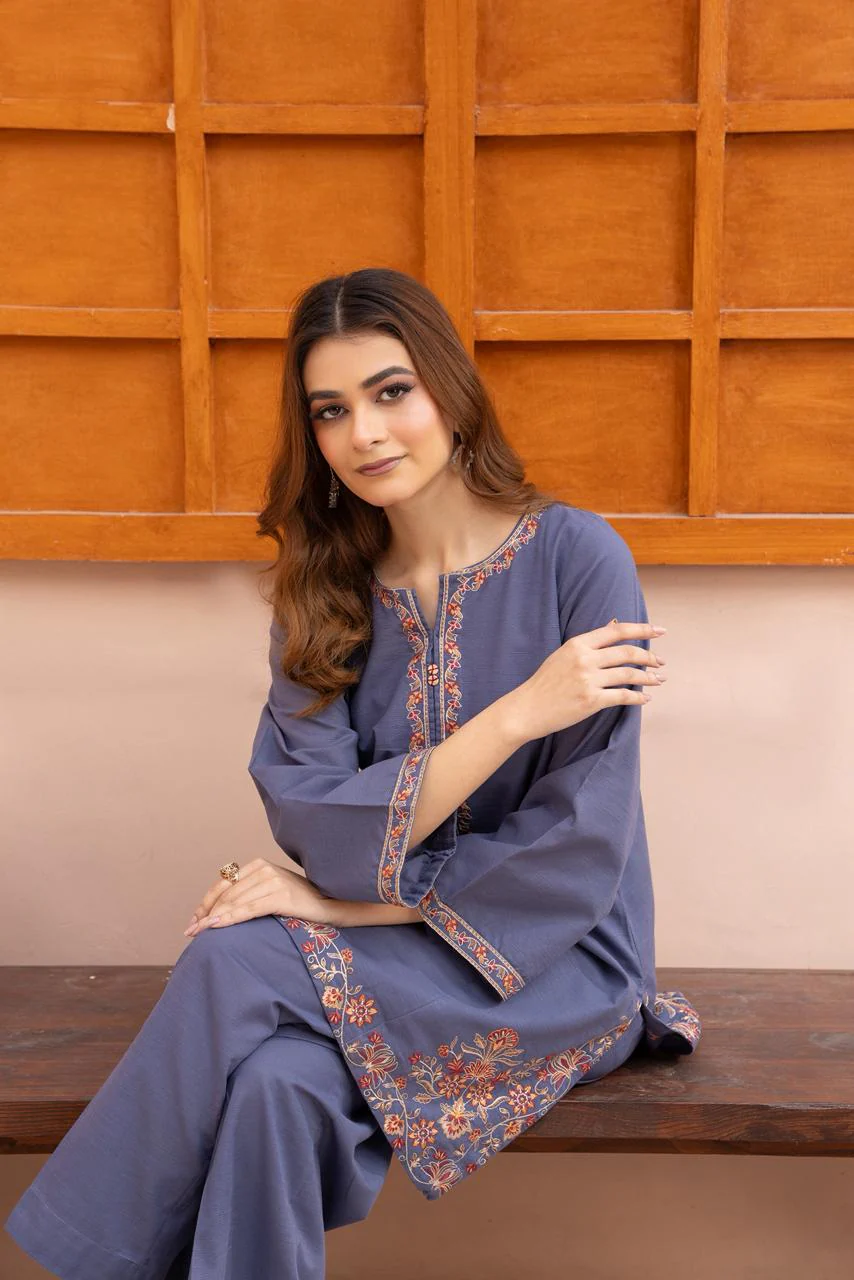 Sawan 2 Piece - Image 4