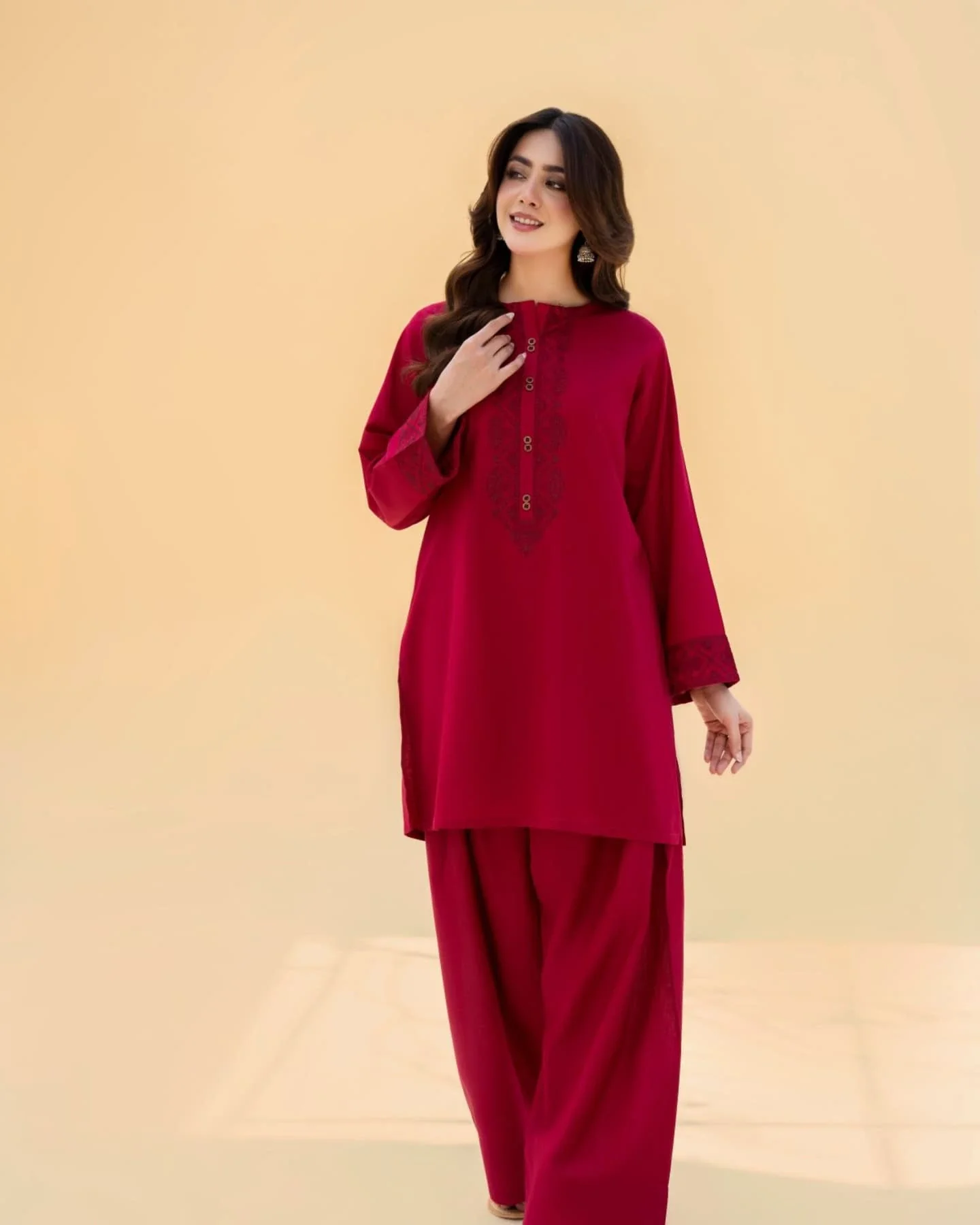 Scarlet 2 Piece - Image 5