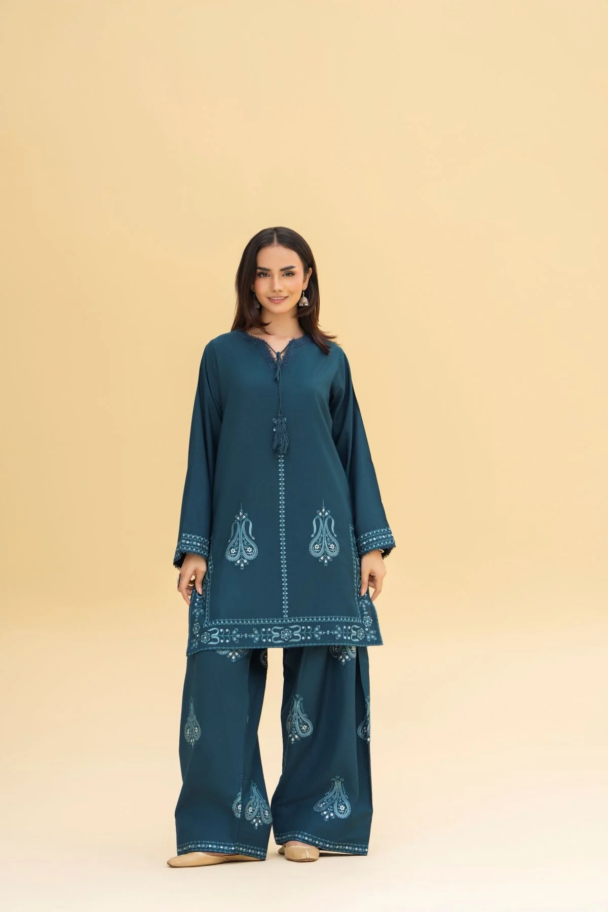 Shanzay 2 Piece - Image 10