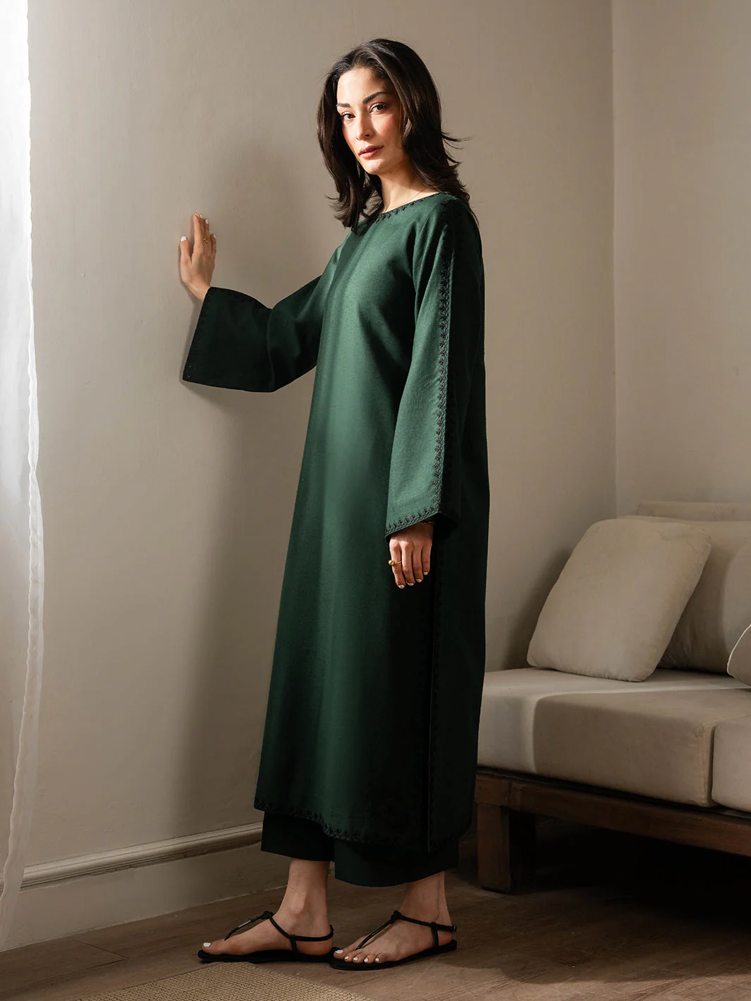 Zari 2 Piece - Image 4